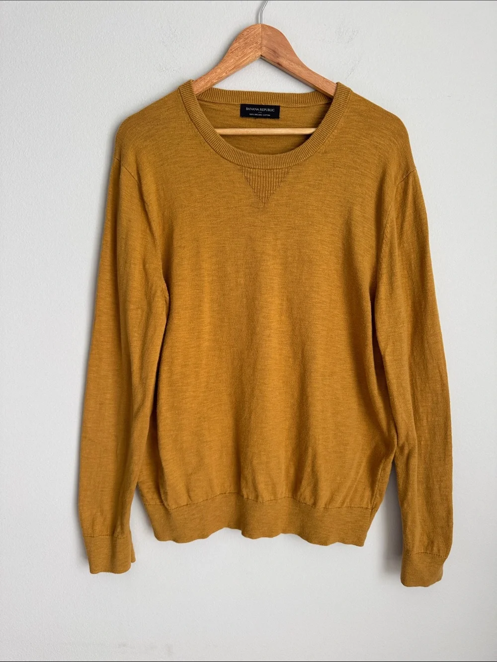 Banana Republic Men’s Organic Cotton Crewneck Sweater Mustard Gold Size L